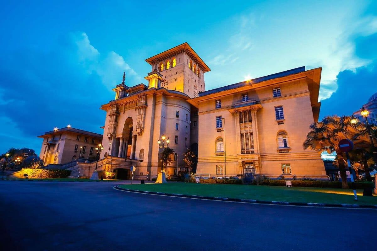 A Stylish High-Floor 2Br Suasana Suites Views Johor Bahru Exterior foto